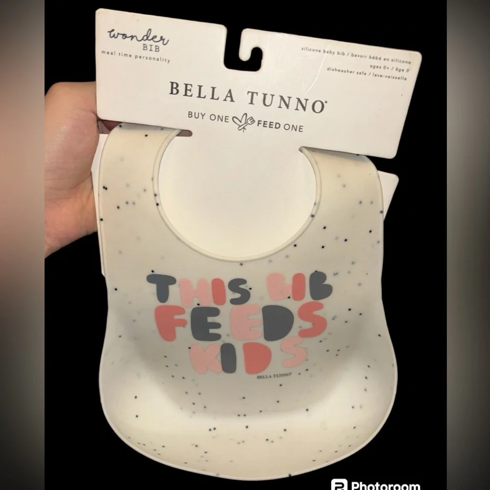 NWT Silicone Baby Bib Bella Tunno